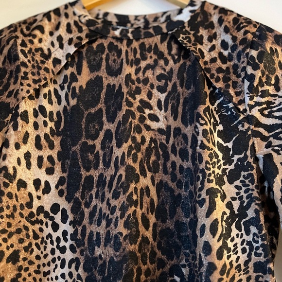 Leopard mock neck tee - Picture 3 of 4